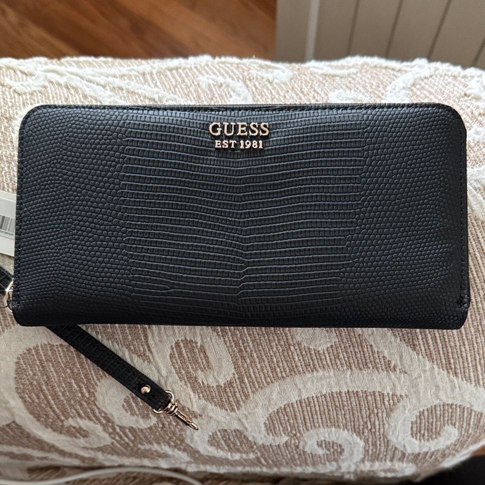 GUESS Black Lizard-Embossed Zip Wallet with Gold Logo